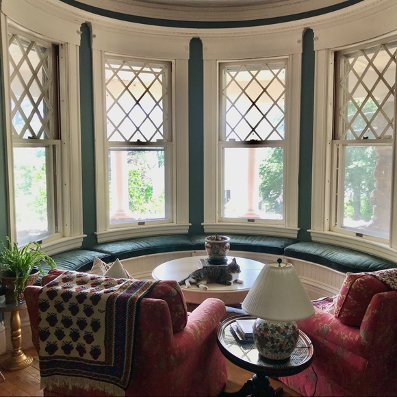 Grandmillennial Style - Picture 2 of 16